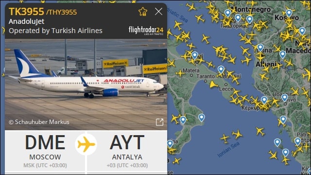 FlightRadar24 Airplane Tracker